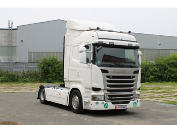 : fejléc fényképe