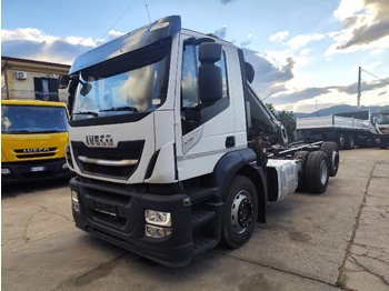 Billenőplatós teherautó IVECO Stralis