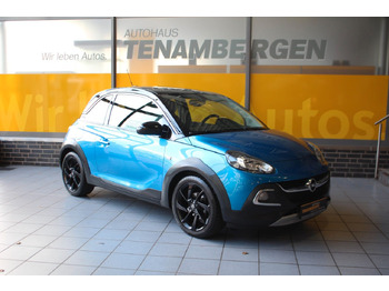 Autó OPEL