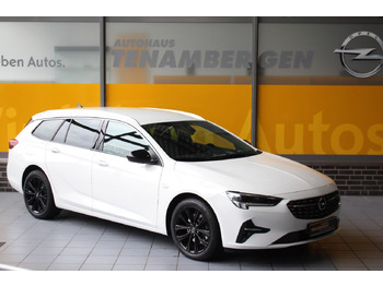 Autó OPEL