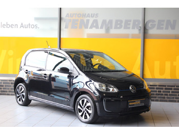 Autó VOLKSWAGEN