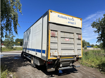 Dobozos felépítményű teherautó Volvo FL 290: 4 kép.
