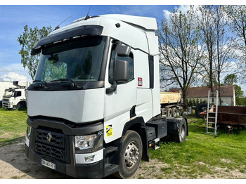 Nyergesvontató RENAULT T 460