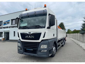 Platós teherautó MAN TGX 26.460