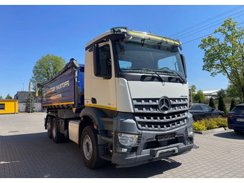 Billenőplatós teherautó MERCEDES-BENZ Arocs 2545