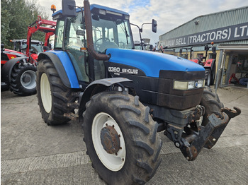 Traktor NEW HOLLAND 8360
