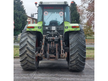 Traktor CLAAS ARES 836 RZ: 4 kép. Traktor CLAAS ARES 836 RZ: 4 kép.