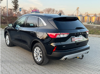 Terepjáró/ SUV FORD