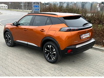 Terepjáró/ SUV Peugeot 2008 Peugeot 1.2 benz 100 km Allure 6tys przebieg fabrycznie nowy: 2 kép. Terepjáró/ SUV Peugeot 2008 Peugeot 1.2 benz 100 km Allure 6tys przebieg fabrycznie nowy: 2 kép.