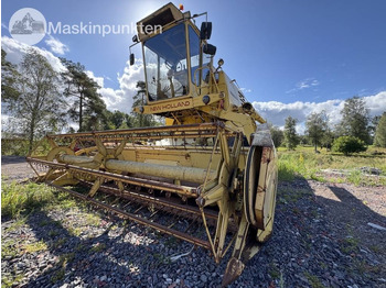 Kombájn NEW HOLLAND