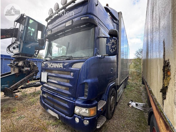 Dobozos felépítményű teherautó SCANIA R 420