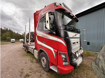 Rönkszállító teherautó VOLVO FH16 750