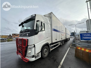 Dobozos felépítményű teherautó VOLVO FH 500