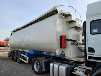 Tartályos félpótkocsi