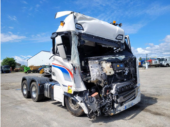 Nyergesvontató SCANIA R 560