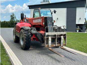 Teleszkópos rakodó MANITOU M