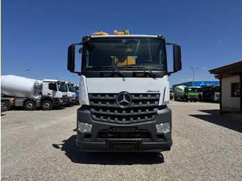 Betonpumpa MERCEDES-BENZ AROCS 4442 SCHWING S43SX: 2 kép.