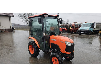 Ciągnik Kubota B2650 4x4 klima 26 KM hydrostat lízing Ciągnik Kubota B2650 4x4 klima 26 KM hydrostat: 4 kép.
