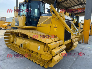 Építőipari gépek KOMATSU D65