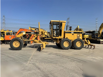 Gréder CATERPILLAR 140H