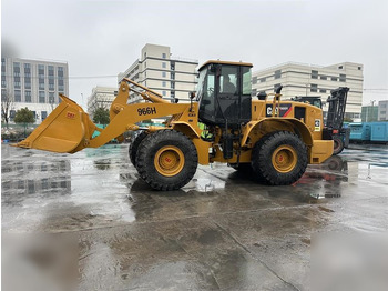 Gumikerekes homlokrakodó CATERPILLAR 966H