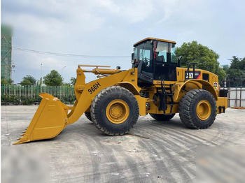 Gumikerekes homlokrakodó CATERPILLAR 966H