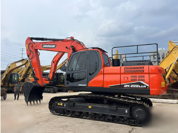 Lánctalpas kotró DOOSAN DX225LC