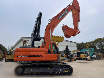 Lánctalpas kotró DOOSAN DX225LC