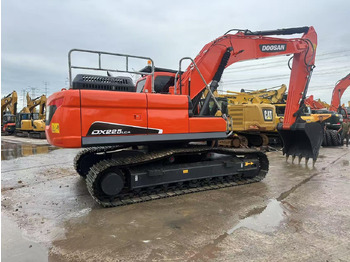 Lánctalpas kotró DOOSAN DX225LCA
