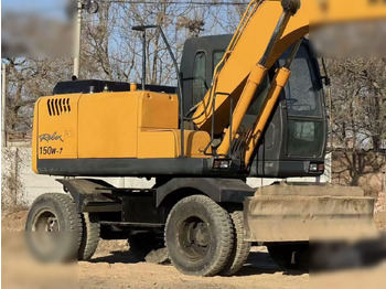 Gumikerekes kotró HYUNDAI ROBEX 150W-7A: 4 kép.