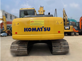 Lánctalpas kotró KOMATSU PC130-7: 5 kép. Lánctalpas kotró KOMATSU PC130-7: 5 kép.