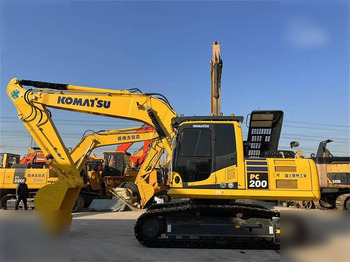 Lánctalpas kotró KOMATSU PC200-8