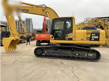 Lánctalpas kotró KOMATSU PC240LC-8
