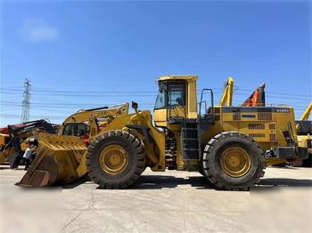 Gumikerekes homlokrakodó KOMATSU WA600-3