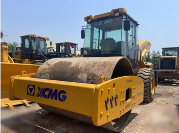 Henger XCMG XS223J
