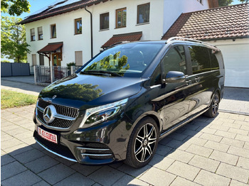 Kisbusz MERCEDES-BENZ