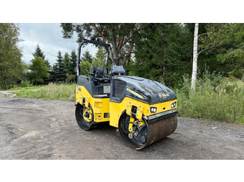 Úthenger BOMAG BW 135 AD-5: 2 kép. Úthenger BOMAG BW 135 AD-5: 2 kép.