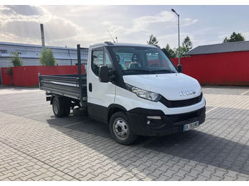 Billenőplatós kisteherautó Iveco Iveco daily 35C13 wywrotka solidny kiper: 3 kép. Billenőplatós kisteherautó Iveco Iveco daily 35C13 wywrotka solidny kiper: 3 kép.