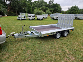 Gépszállító utánfutó