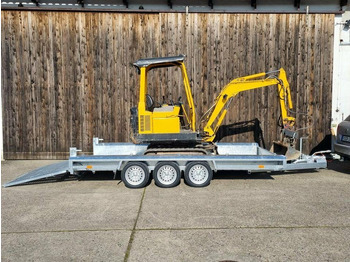 Gépszállító utánfutó