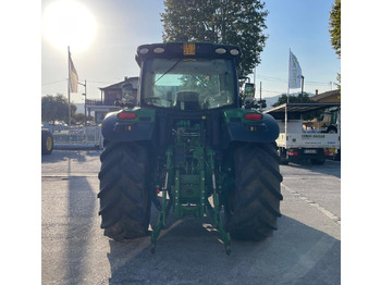 Traktor JOHN DEERE 6130 R: 3 kép.