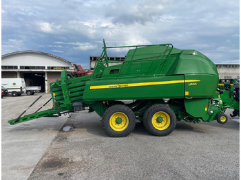 Kocka bálázó JOHN DEERE PRESSA L1534: 2 kép.
