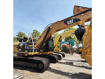 Lánctalpas kotró CATERPILLAR 320D2