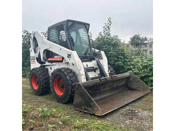 Mini homlokrakodó BOBCAT S300