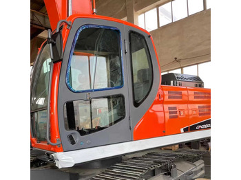 Kotrógép DOOSAN DX260
