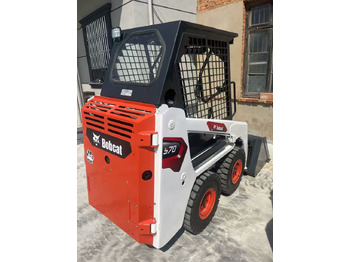 Mini homlokrakodó BOBCAT S730: 3 kép.