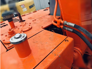 Lánctalpas kotró HITACHI EX60-5: 3 kép.