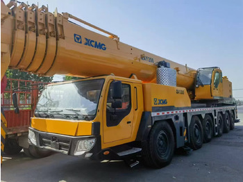 Autódaru XCMG 200-TON: 4 kép.