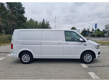 Kis furgon Volkswagen Transporter: 3 kép.