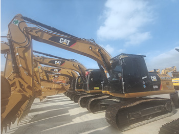 Lánctalpas kotró CATERPILLAR